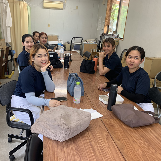 自社に社内に活気を与える外国人達